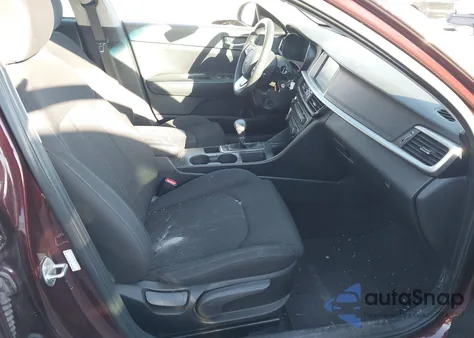 2020 Kia Optima Lx z USA, uszkodzony, nr VIN 5XXGT4L39LG401407